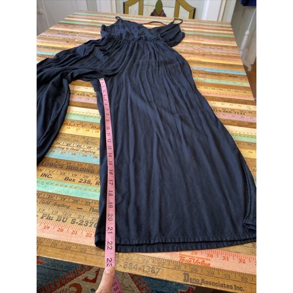 Hollister L Black Wide Leg Cropped Jumpsuit Strappy Tank Viscose Romper 1 Pc - Picture 8 of 9